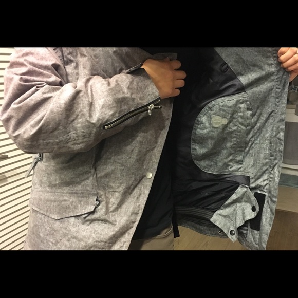 Billabong Snow Jacket - Picture 4 of 6